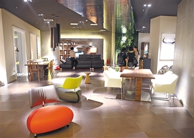 高端進口家具品牌&ldquo;慘淡&rdquo;市場中加速布局中國市場 +鳳凰家居